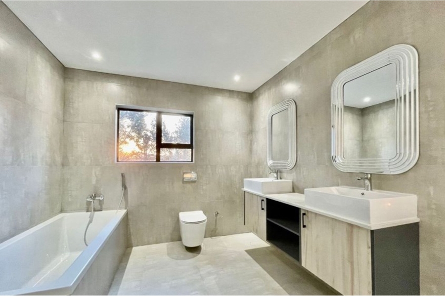 3 Bedroom Property for Sale in Bryanston Gauteng