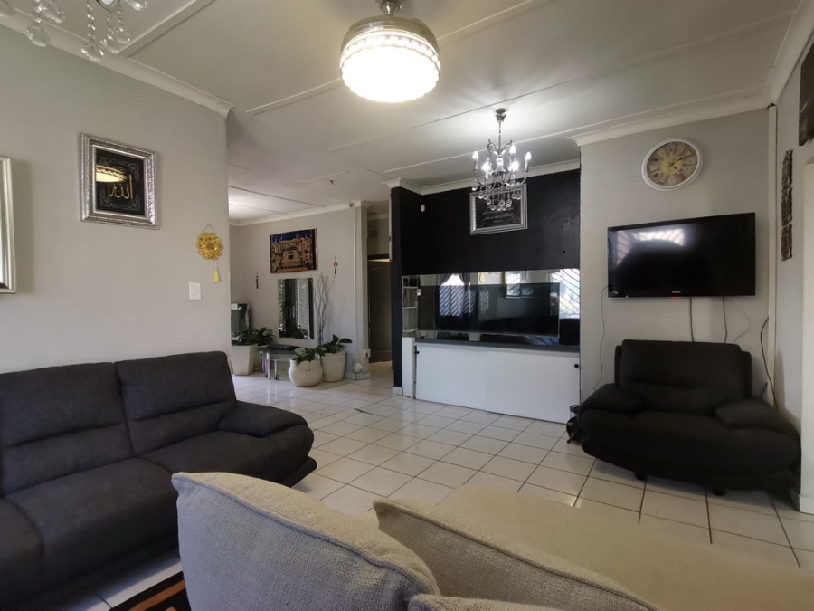 3 Bedroom Property for Sale in Rewlatch Gauteng