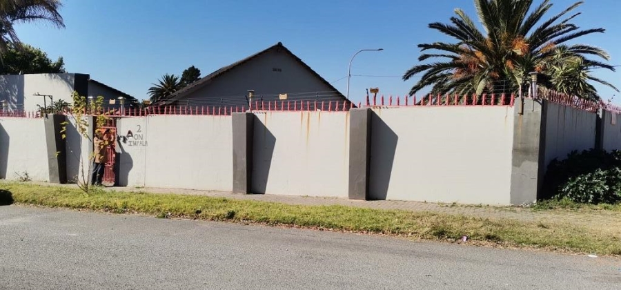 3 Bedroom Property for Sale in Rewlatch Gauteng