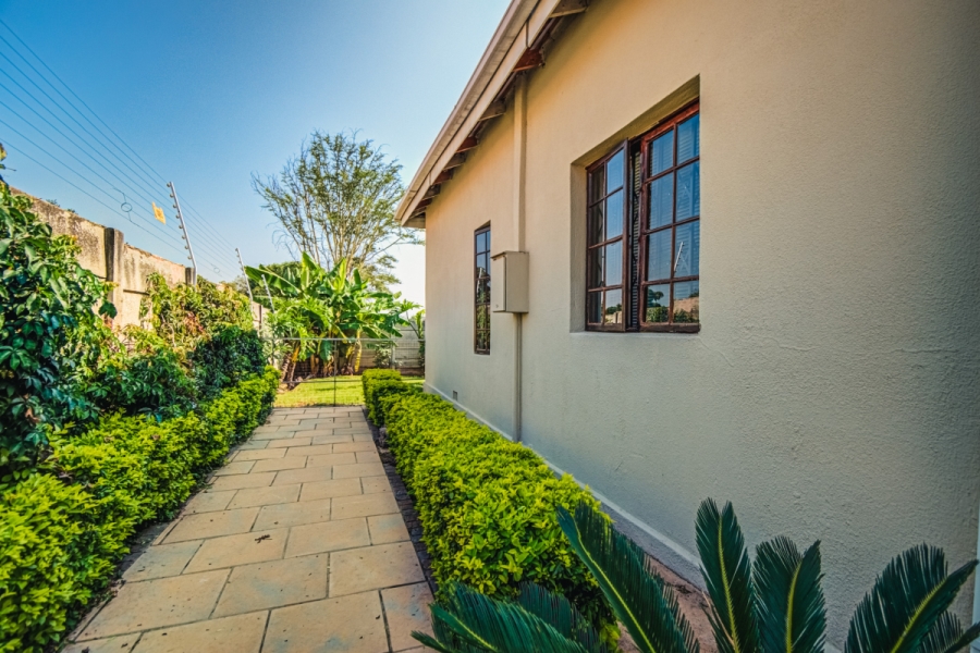 3 Bedroom Property for Sale in Edenvale Central Gauteng