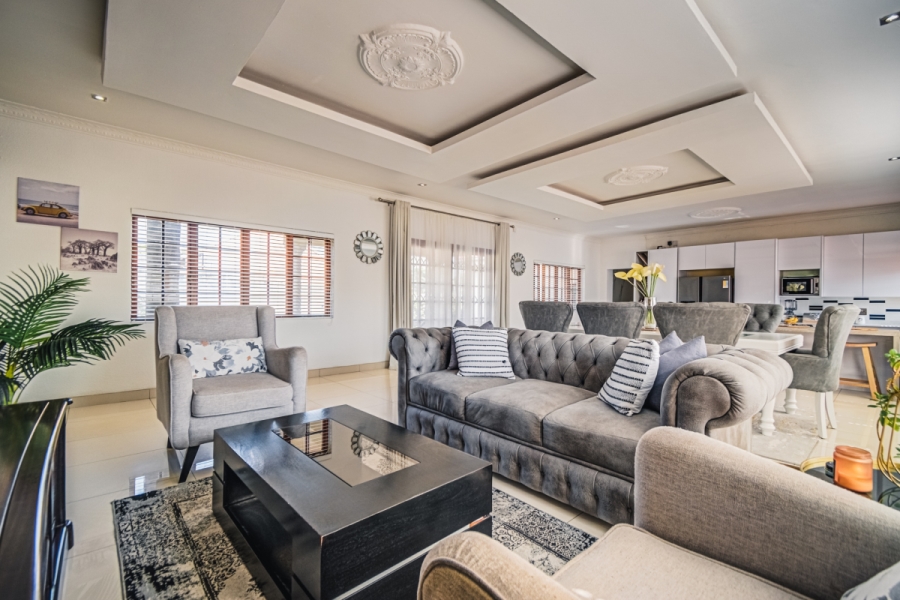 3 Bedroom Property for Sale in Edenvale Central Gauteng