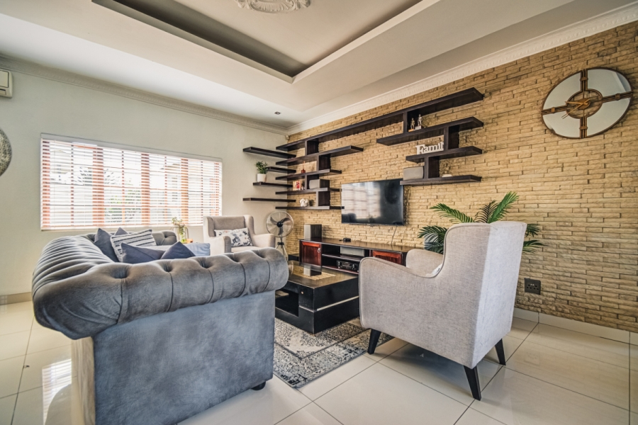 3 Bedroom Property for Sale in Edenvale Central Gauteng
