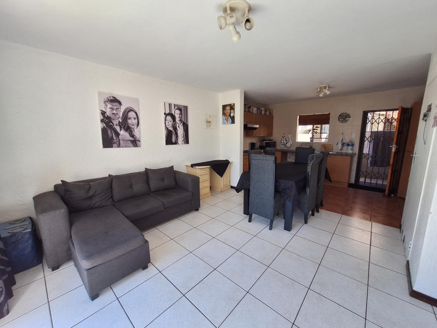 2 Bedroom Property for Sale in Sugar Bush Estate Gauteng