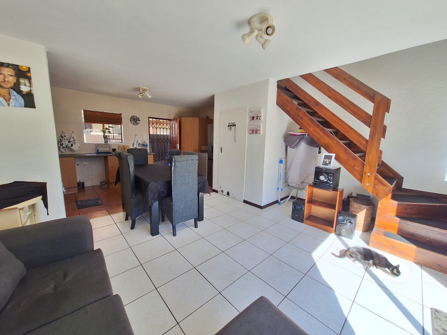 2 Bedroom Property for Sale in Sugar Bush Estate Gauteng