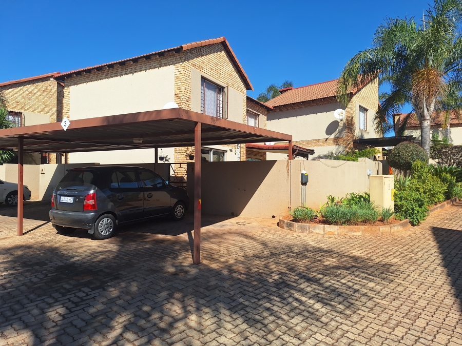 2 Bedroom Property for Sale in Sugar Bush Estate Gauteng