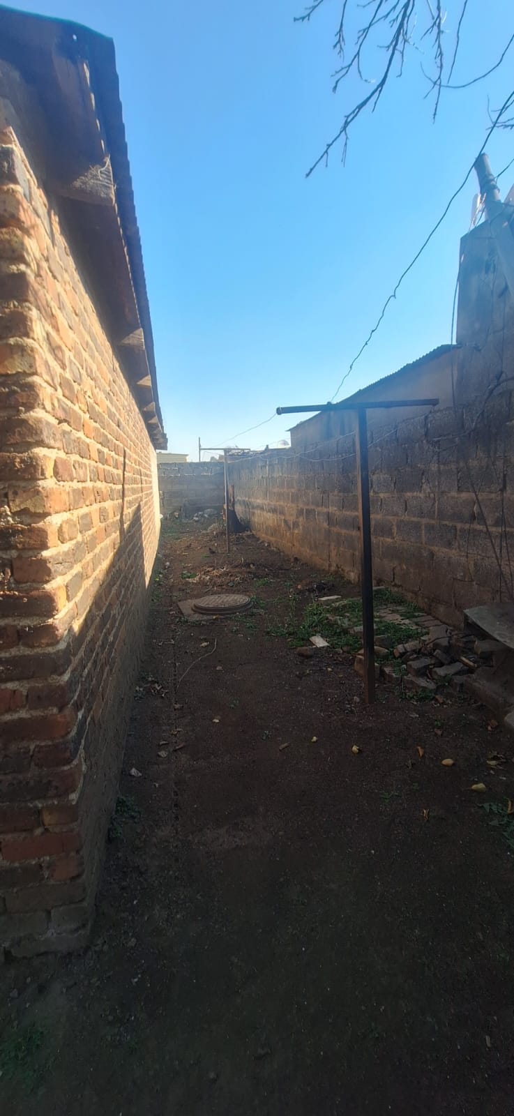 2 Bedroom Property for Sale in Makulong Gauteng