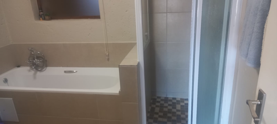 To Let 1 Bedroom Property for Rent in Ferndale Gauteng