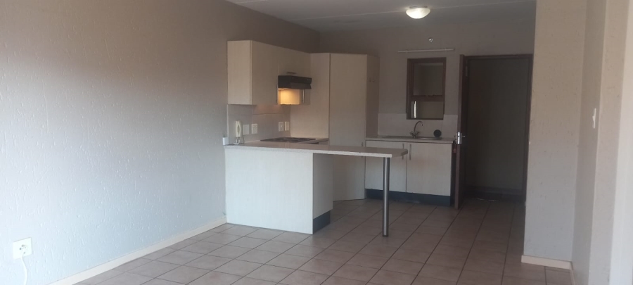 To Let 1 Bedroom Property for Rent in Ferndale Gauteng