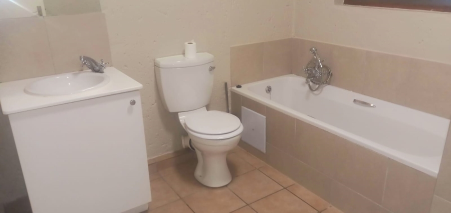 To Let 1 Bedroom Property for Rent in Ferndale Gauteng