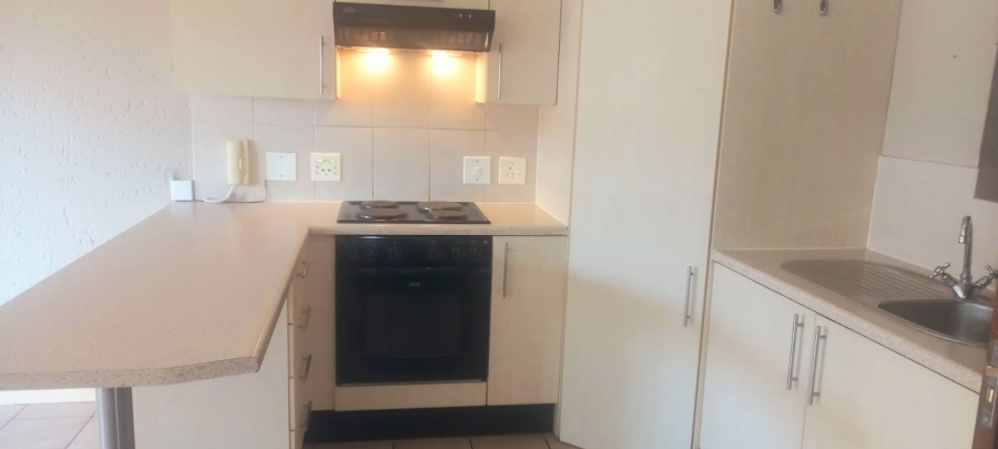 To Let 1 Bedroom Property for Rent in Ferndale Gauteng