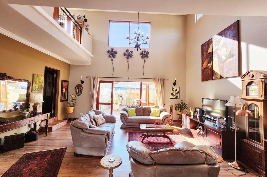 5 Bedroom Property for Sale in Valhalla Gauteng