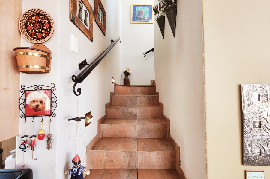 5 Bedroom Property for Sale in Valhalla Gauteng