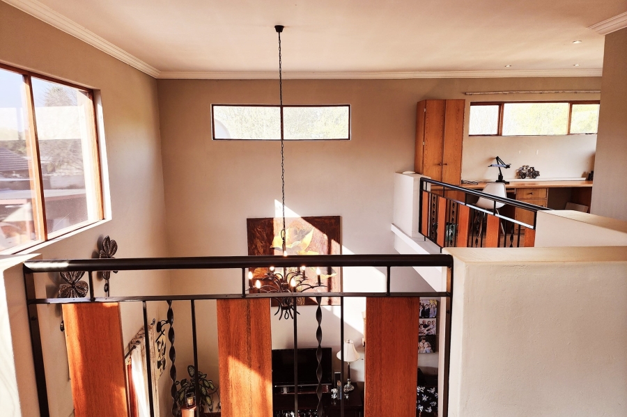 5 Bedroom Property for Sale in Valhalla Gauteng