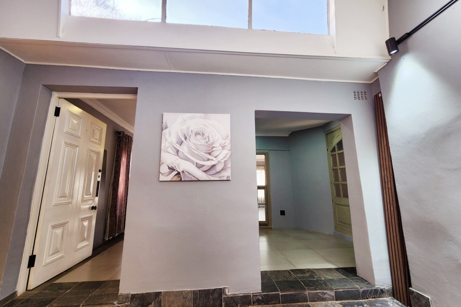 5 Bedroom Property for Sale in Valhalla Gauteng