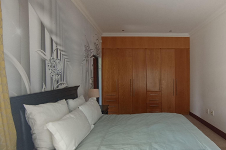 5 Bedroom Property for Sale in Mooikloof Gauteng