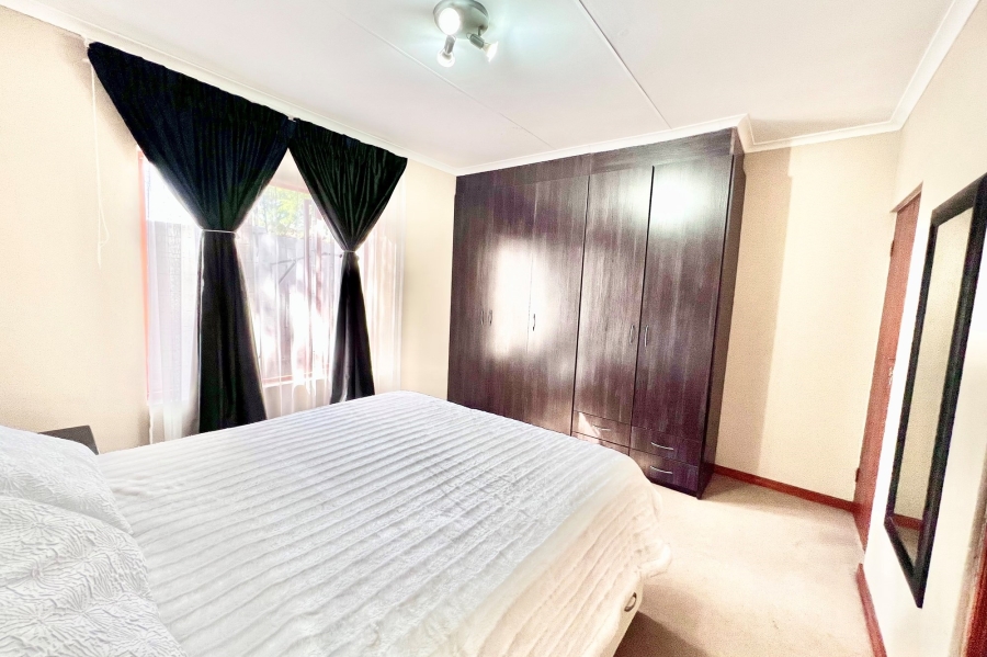 To Let 3 Bedroom Property for Rent in Noordwyk Gauteng