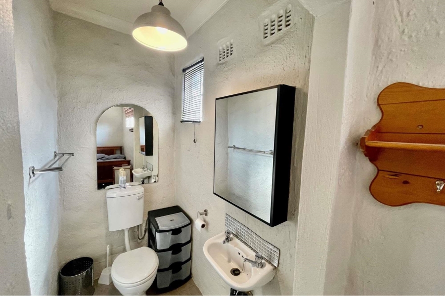 To Let 1 Bedroom Property for Rent in Emmarentia Gauteng