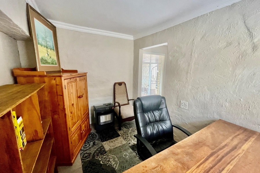 To Let 1 Bedroom Property for Rent in Emmarentia Gauteng