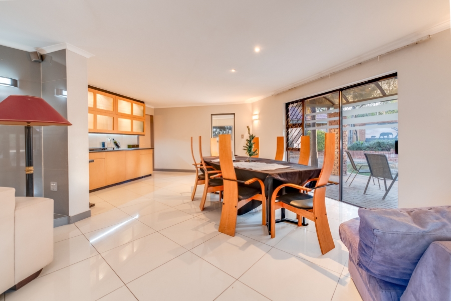 4 Bedroom Property for Sale in Paulshof Gauteng