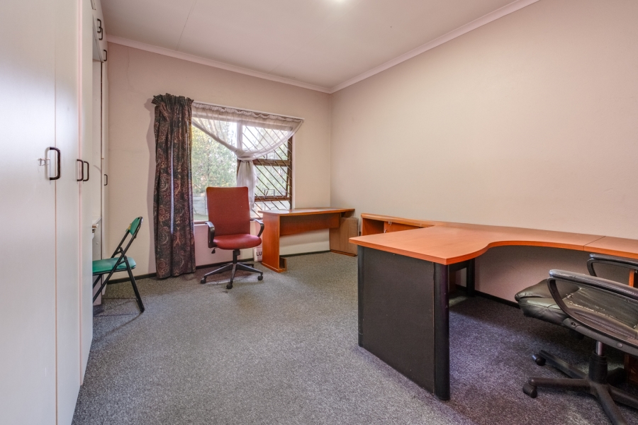 4 Bedroom Property for Sale in Paulshof Gauteng