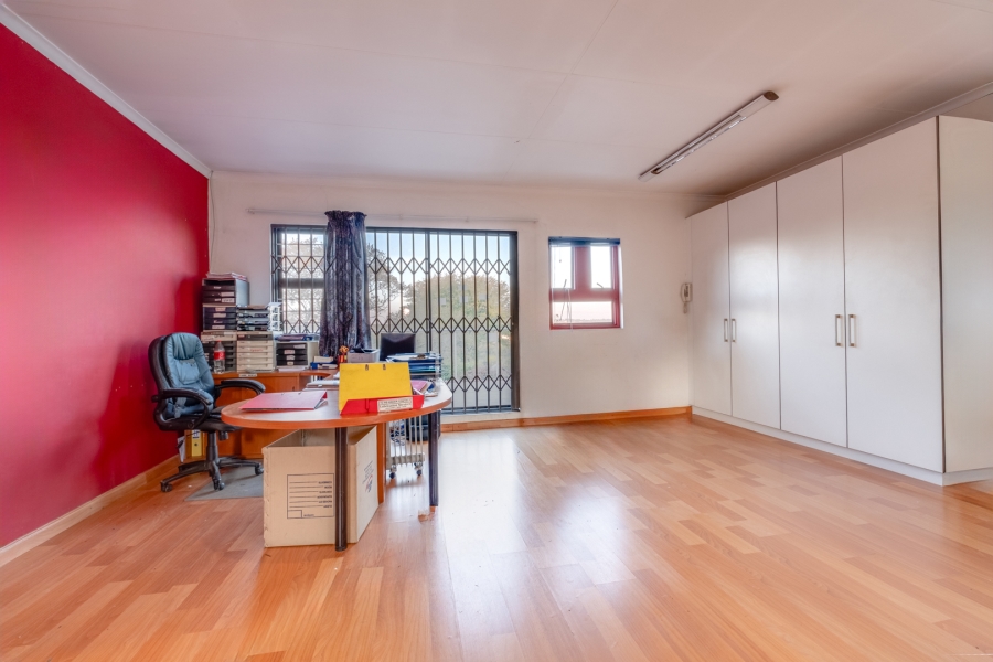4 Bedroom Property for Sale in Paulshof Gauteng