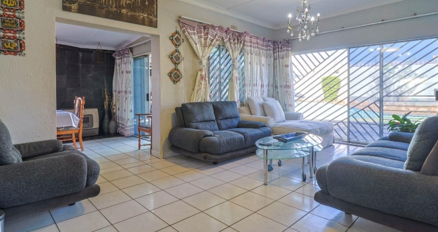4 Bedroom Property for Sale in Rewlatch Gauteng