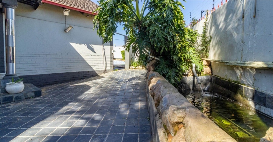 4 Bedroom Property for Sale in Rewlatch Gauteng