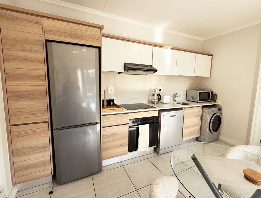 To Let 1 Bedroom Property for Rent in Waterfall Gauteng