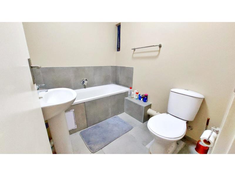 2 Bedroom Property for Sale in Vorna Valley Gauteng