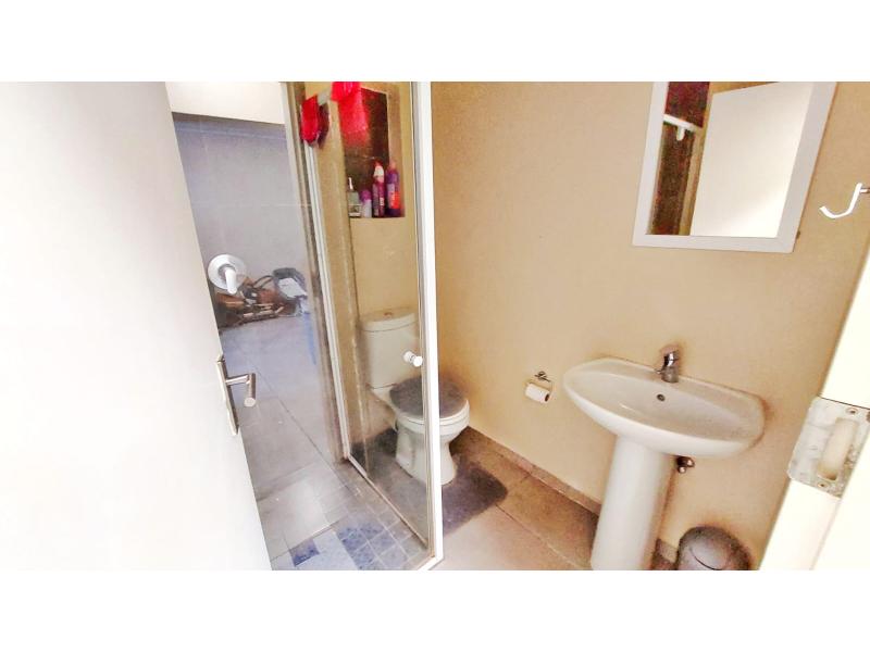 2 Bedroom Property for Sale in Vorna Valley Gauteng