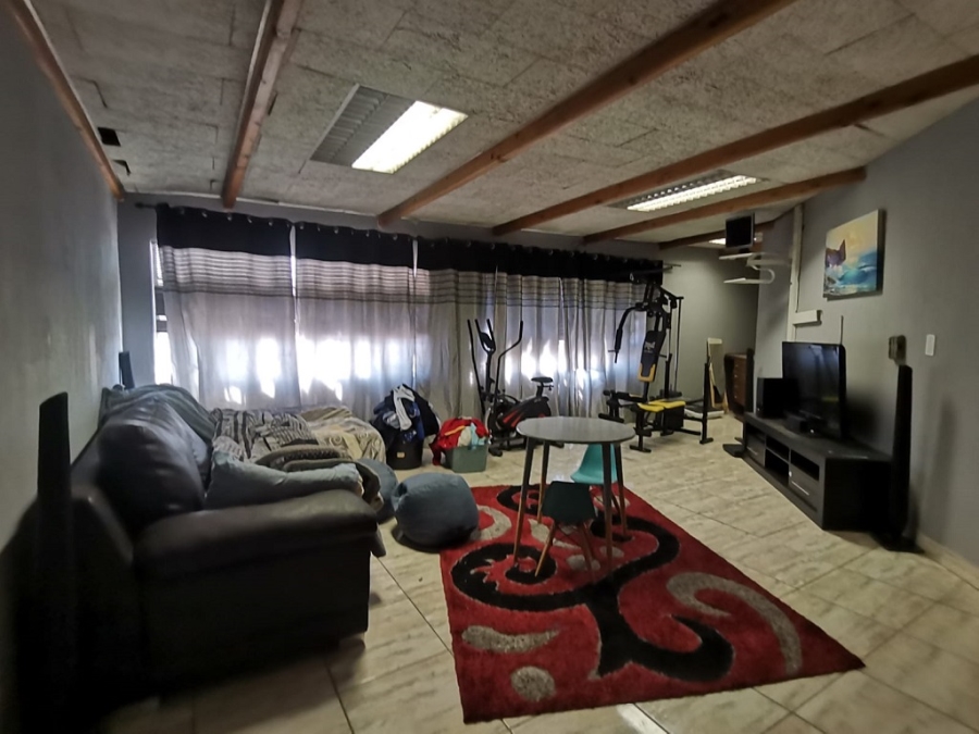 4 Bedroom Property for Sale in Rewlatch Gauteng