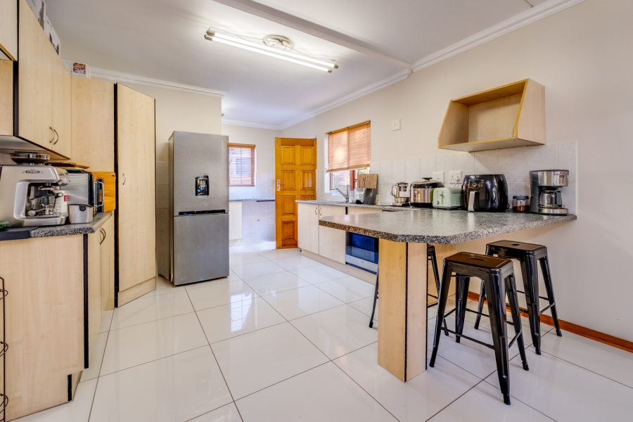 3 Bedroom Property for Sale in Beverley Gauteng