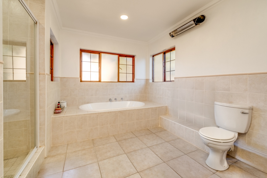 3 Bedroom Property for Sale in Beverley Gauteng