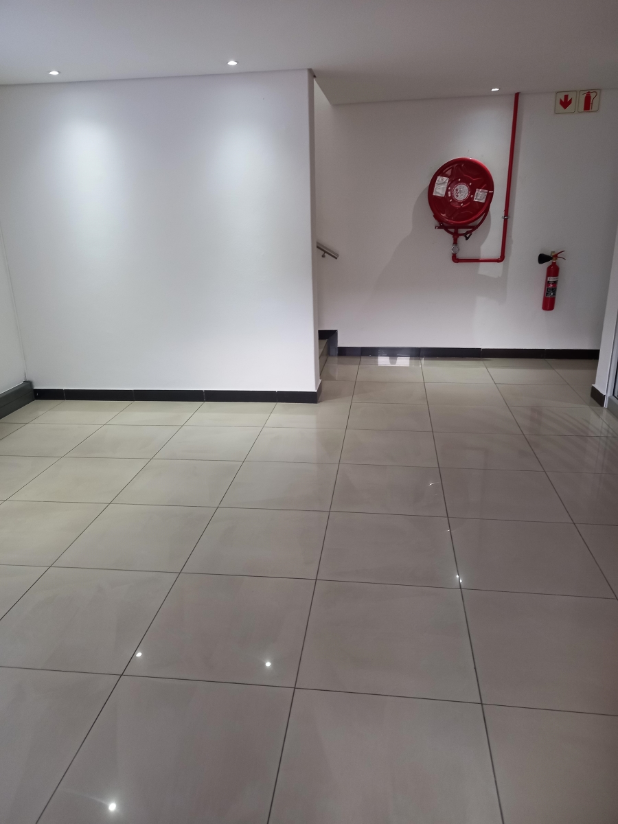 To Let commercial Property for Rent in Randjespark Gauteng