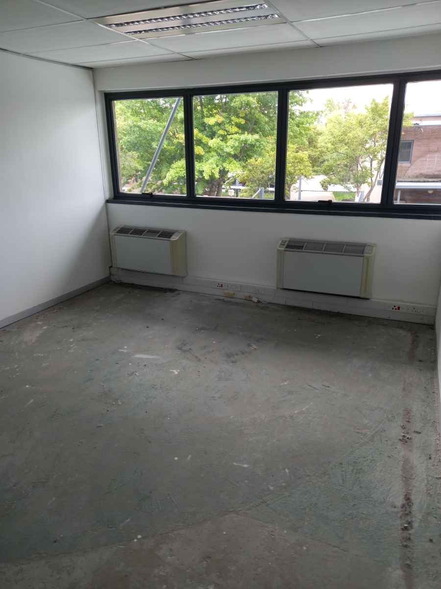 To Let commercial Property for Rent in Randjespark Gauteng