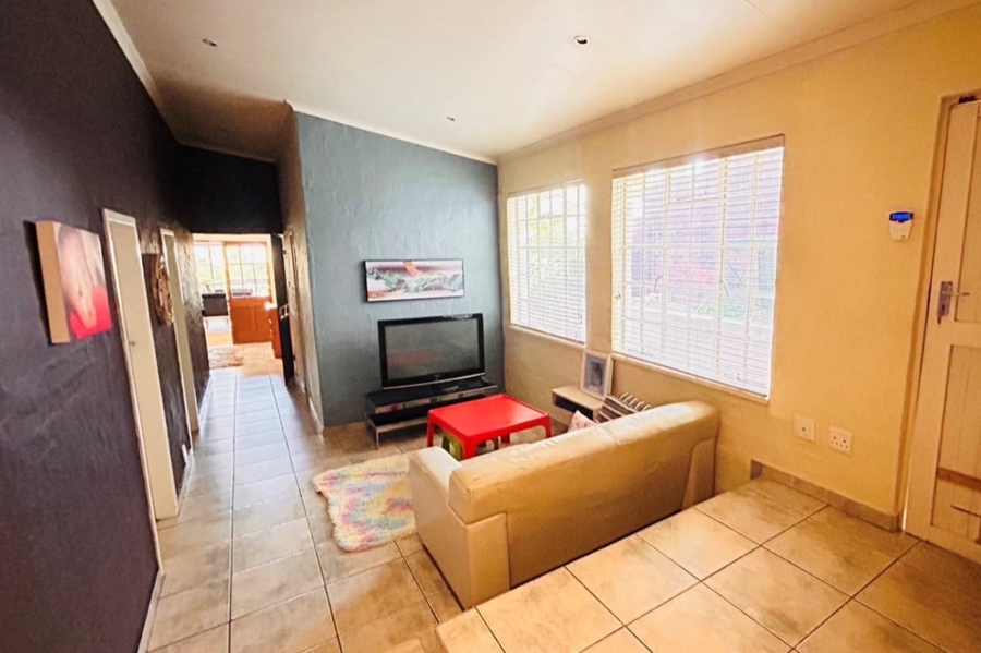 4 Bedroom Property for Sale in Lydiana Gauteng