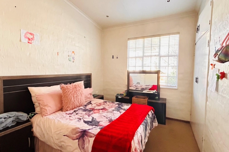 4 Bedroom Property for Sale in Lydiana Gauteng