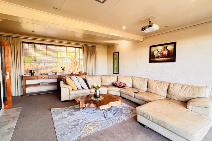 4 Bedroom Property for Sale in Lydiana Gauteng
