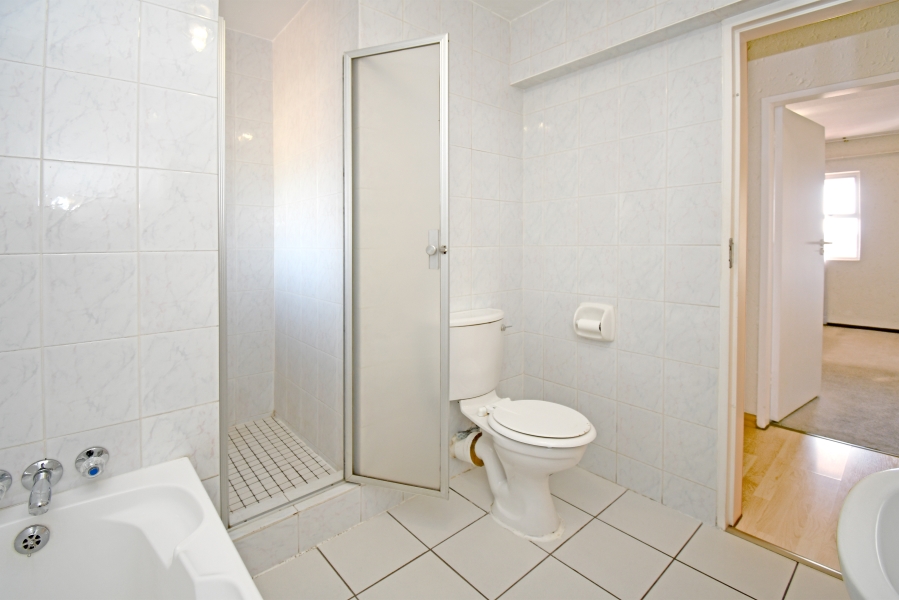 3 Bedroom Property for Sale in Glenhazel Gauteng