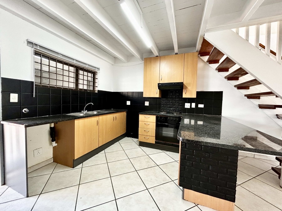 2 Bedroom Property for Sale in Sunninghill Gauteng