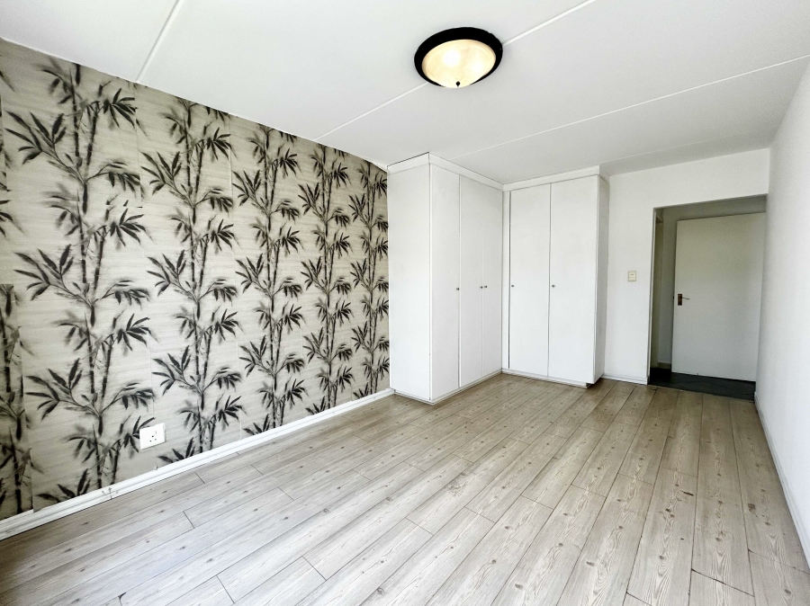 2 Bedroom Property for Sale in Sunninghill Gauteng