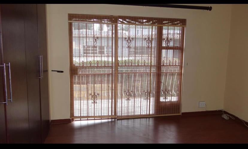 2 Bedroom Property for Sale in Fontainebleau Gauteng