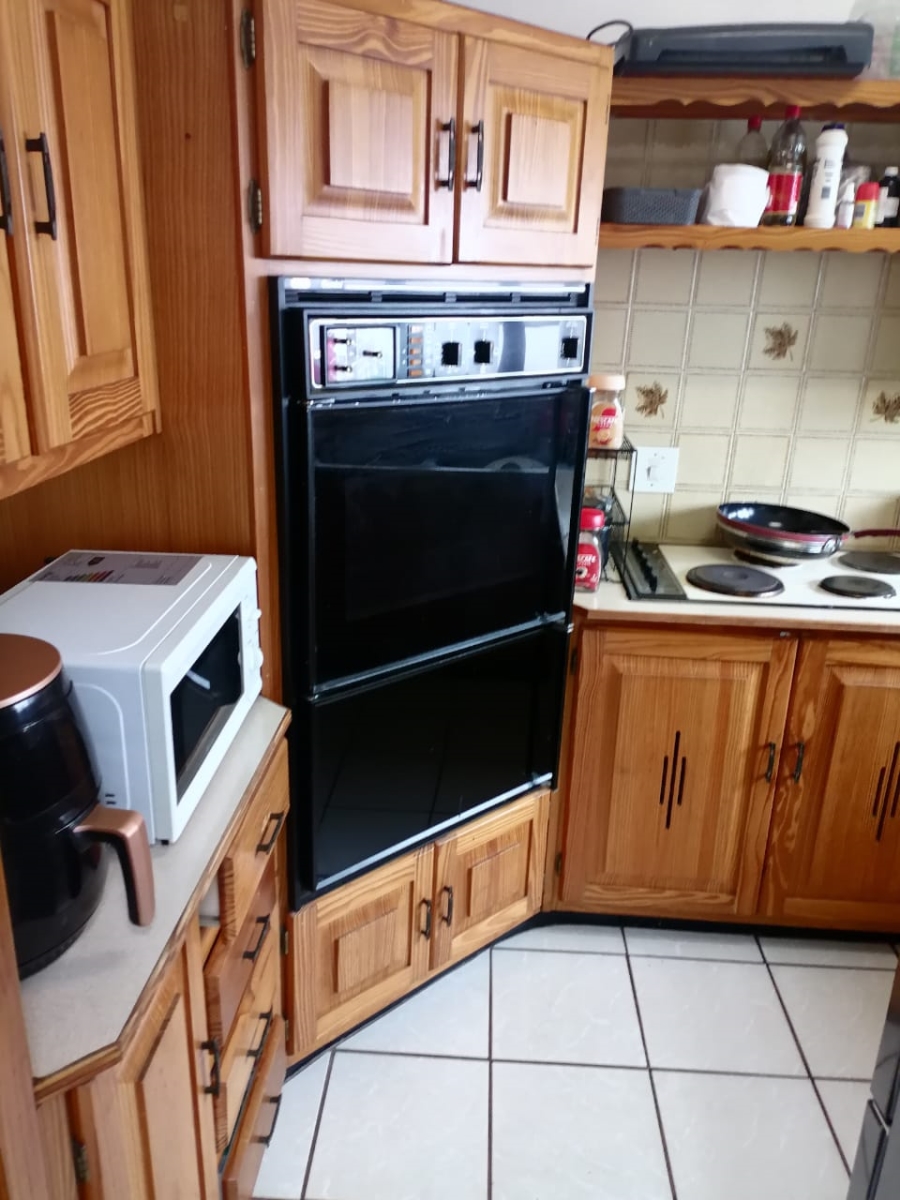 To Let 2 Bedroom Property for Rent in Kilner Park Gauteng