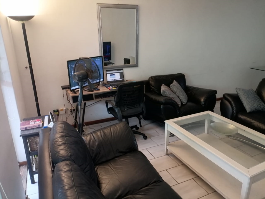 To Let 2 Bedroom Property for Rent in Kilner Park Gauteng