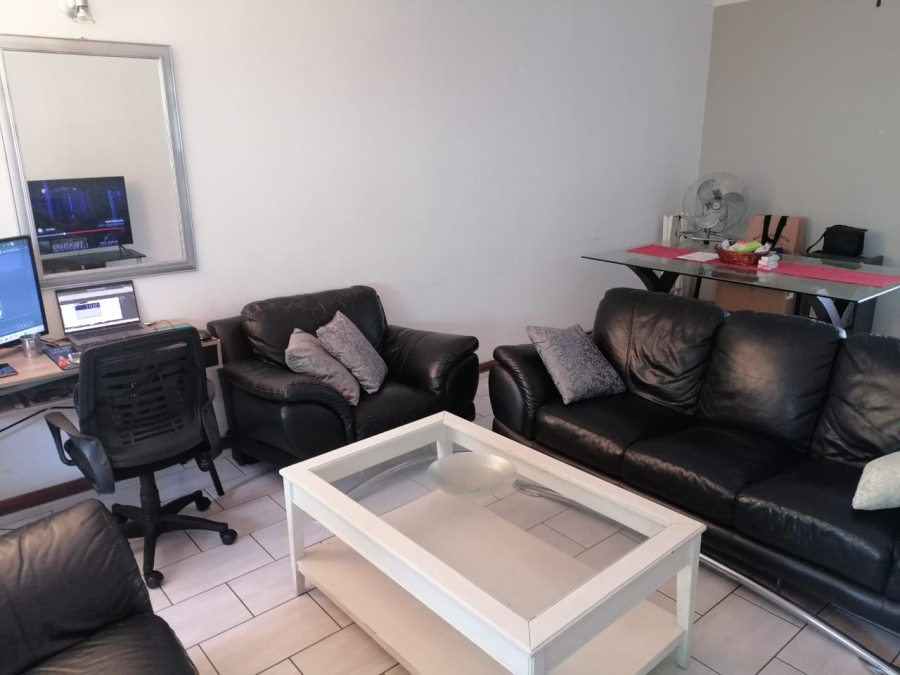 To Let 2 Bedroom Property for Rent in Kilner Park Gauteng