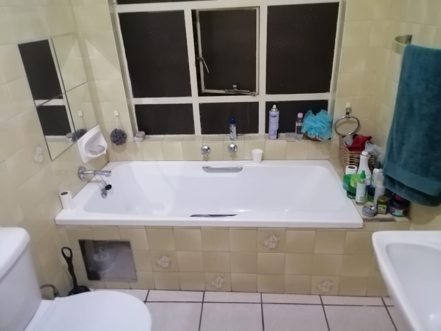 To Let 2 Bedroom Property for Rent in Kilner Park Gauteng