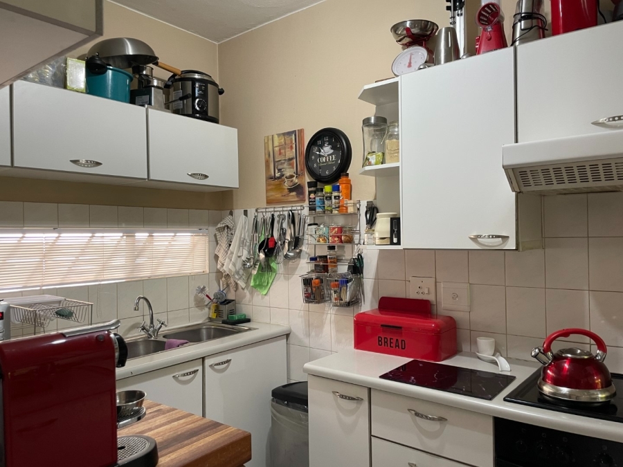 2 Bedroom Property for Sale in Bryanston Gauteng