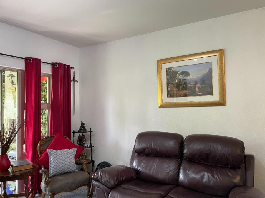 2 Bedroom Property for Sale in Bryanston Gauteng