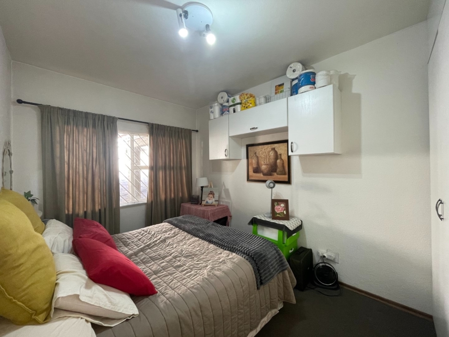 2 Bedroom Property for Sale in Bryanston Gauteng