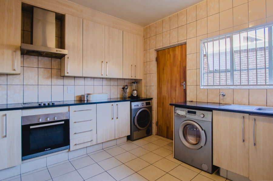 3 Bedroom Property for Sale in Parkrand Gauteng